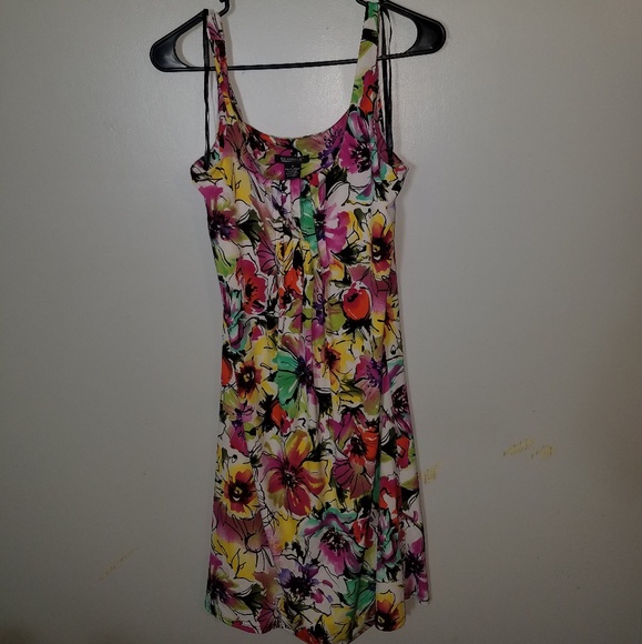 Glamour NWT Floral Dress Size 8 - Picture 1 of 4